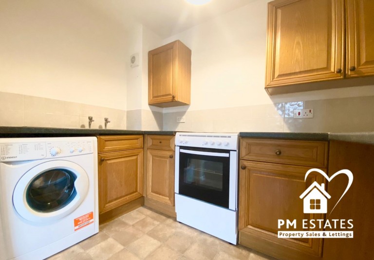 Images for Red Lion Court, Bishop's Stortford EAID: BID:pmestates