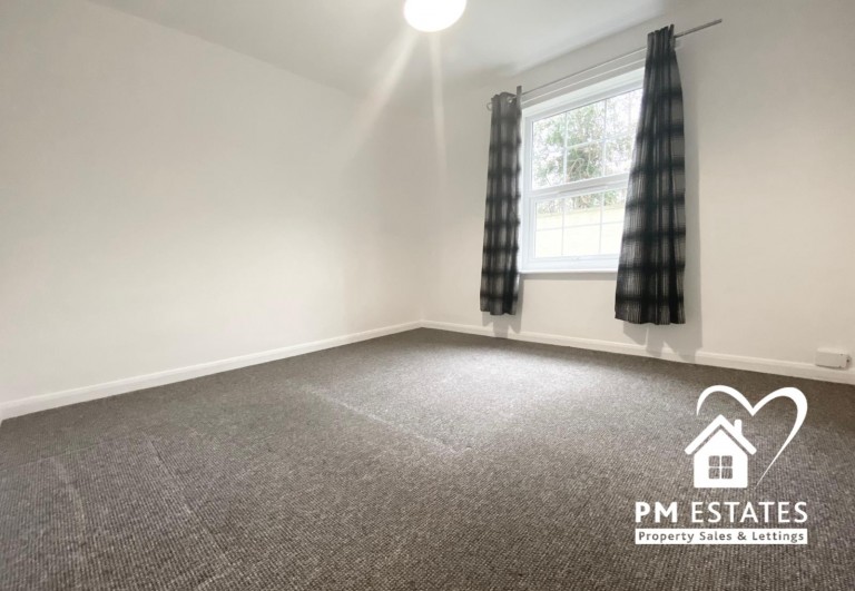 Images for Red Lion Court, Bishop's Stortford EAID: BID:pmestates