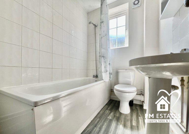 Images for Bartholomew Road, Bishop's Stortford EAID: BID:pmestates