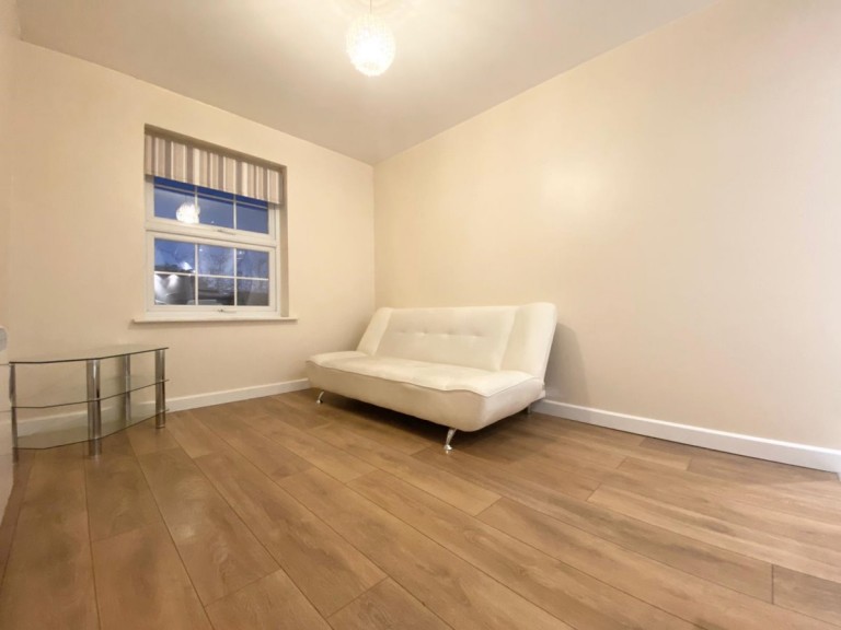 Images for Red Lion Court, Bishop's Stortford EAID:PM BID:PM