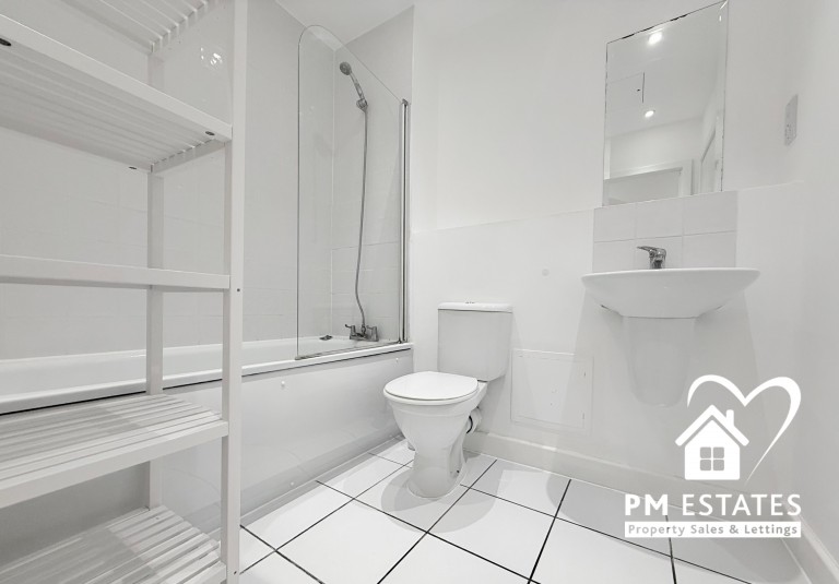 Images for Roach Road, Stratford EAID: BID:pmestates