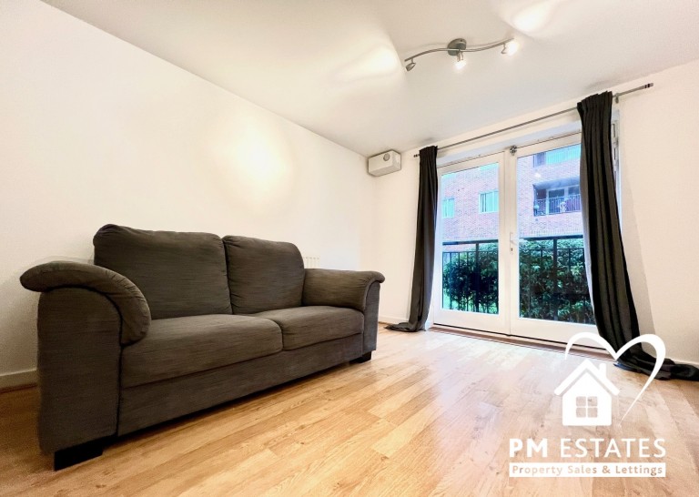 Images for John Dyde Close, Bishop's Stortford EAID: BID:pmestates