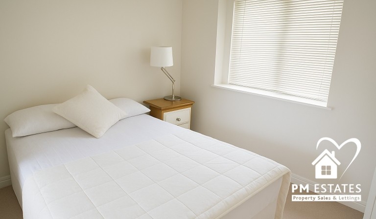 Images for Collins Cross, Bishop's Stortford EAID: BID:pmestates