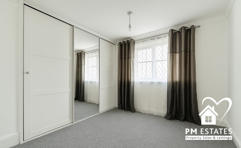 Images for Takeley, Bishop's Stortford EAID: BID:pmestates