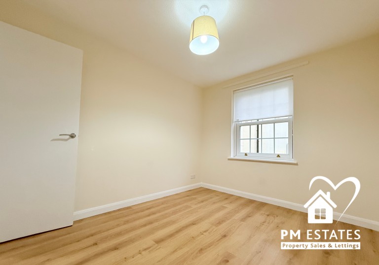 Images for Red Lion Court, Bishop's Stortford EAID: BID:pmestates