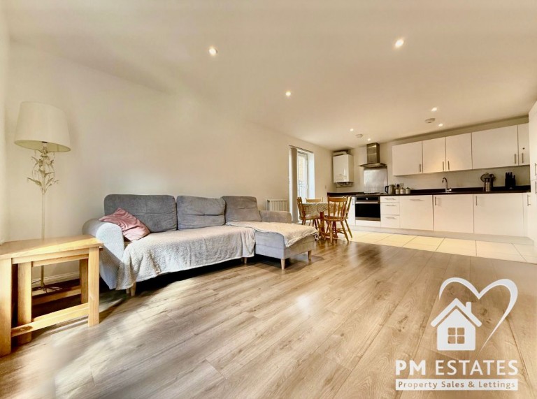 Images for Newland Avenue, Bishop's Stortford EAID: BID:pmestates