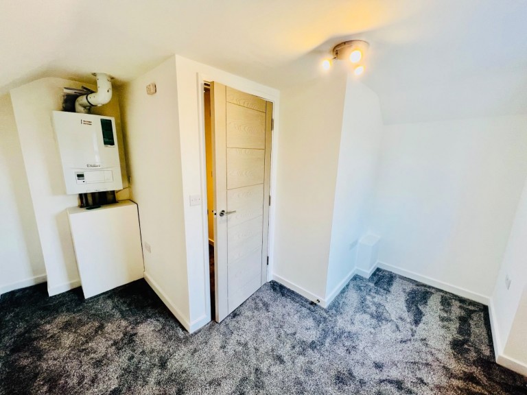 Images for Apton Road, Bishop's Stortford EAID: BID:pmestates