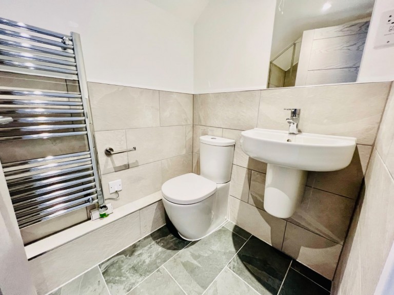 Images for Apton Road, Bishop's Stortford EAID: BID:pmestates