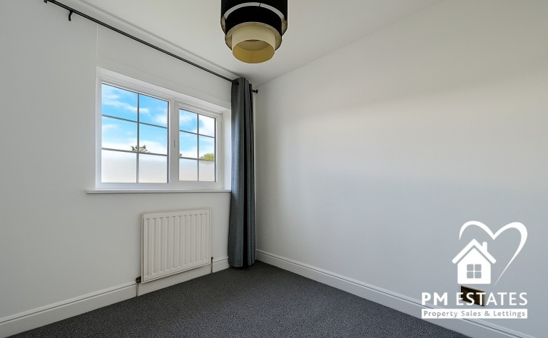 Images for Takeley, Bishop's Stortford EAID: BID:pmestates