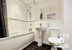 Images for Riverside Wharf, Bishop's Stortford