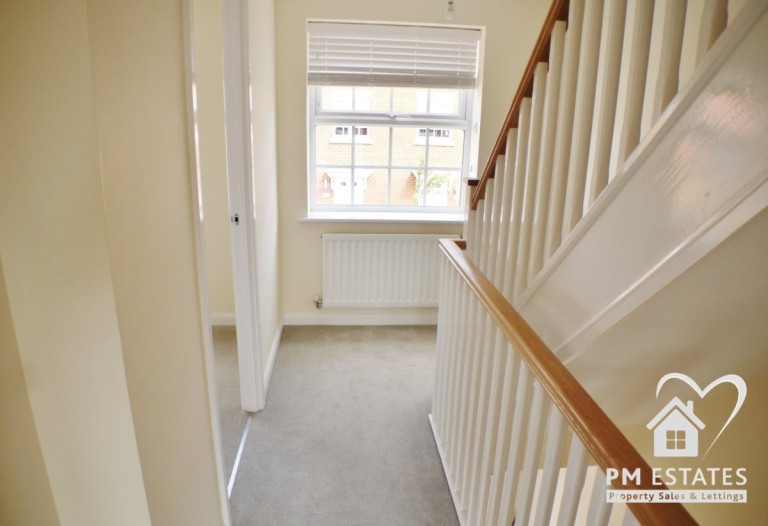 Images for Takeley, Bishop's Stortford EAID: BID:pmestates