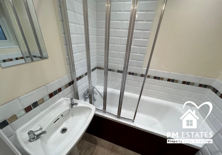 Images for Dunmow Road, Bishop's Stortford EAID: BID:pmestates