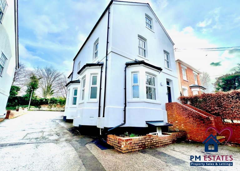 Images for Apton Road, Bishop's Stortford EAID: BID:pmestates