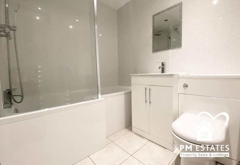 Images for Red Lion Court, Bishop's Stortford EAID: BID:pmestates